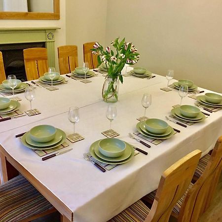 Tidesreach Filey, Sleeps 13, Close To Beach Exterior photo